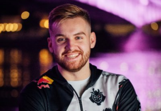 EDward Gaming 俱乐部人员变动公告：上路选手 Solokill 离队